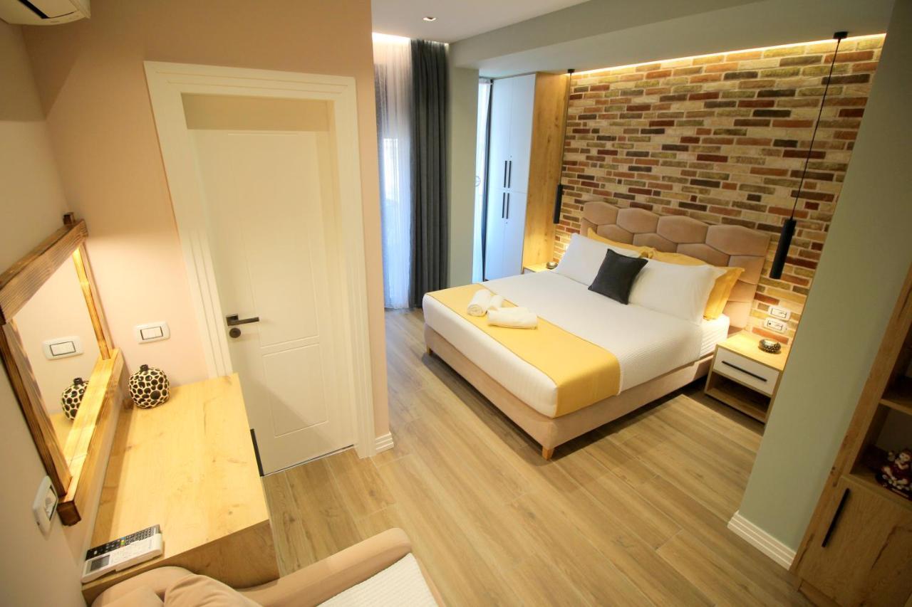 Ngjela Apartments Саранде Екстериор снимка