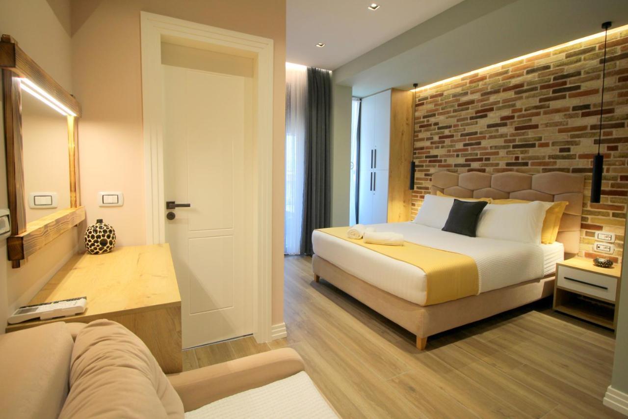 Ngjela Apartments Саранде Екстериор снимка