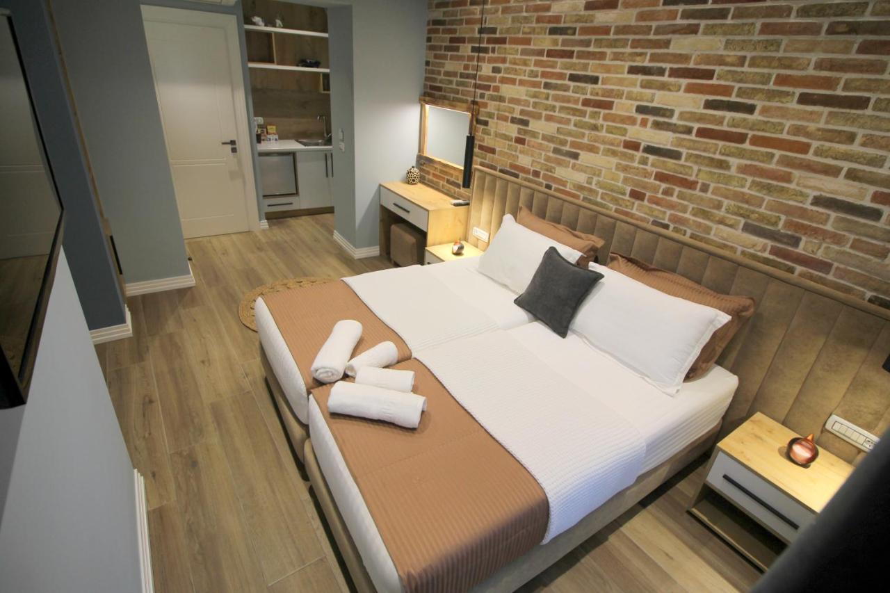 Ngjela Apartments Саранде Екстериор снимка