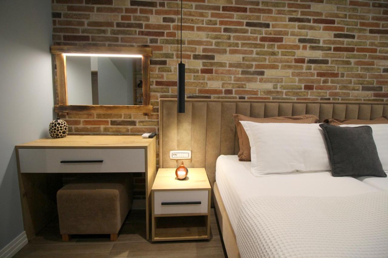 Ngjela Apartments Саранде Екстериор снимка